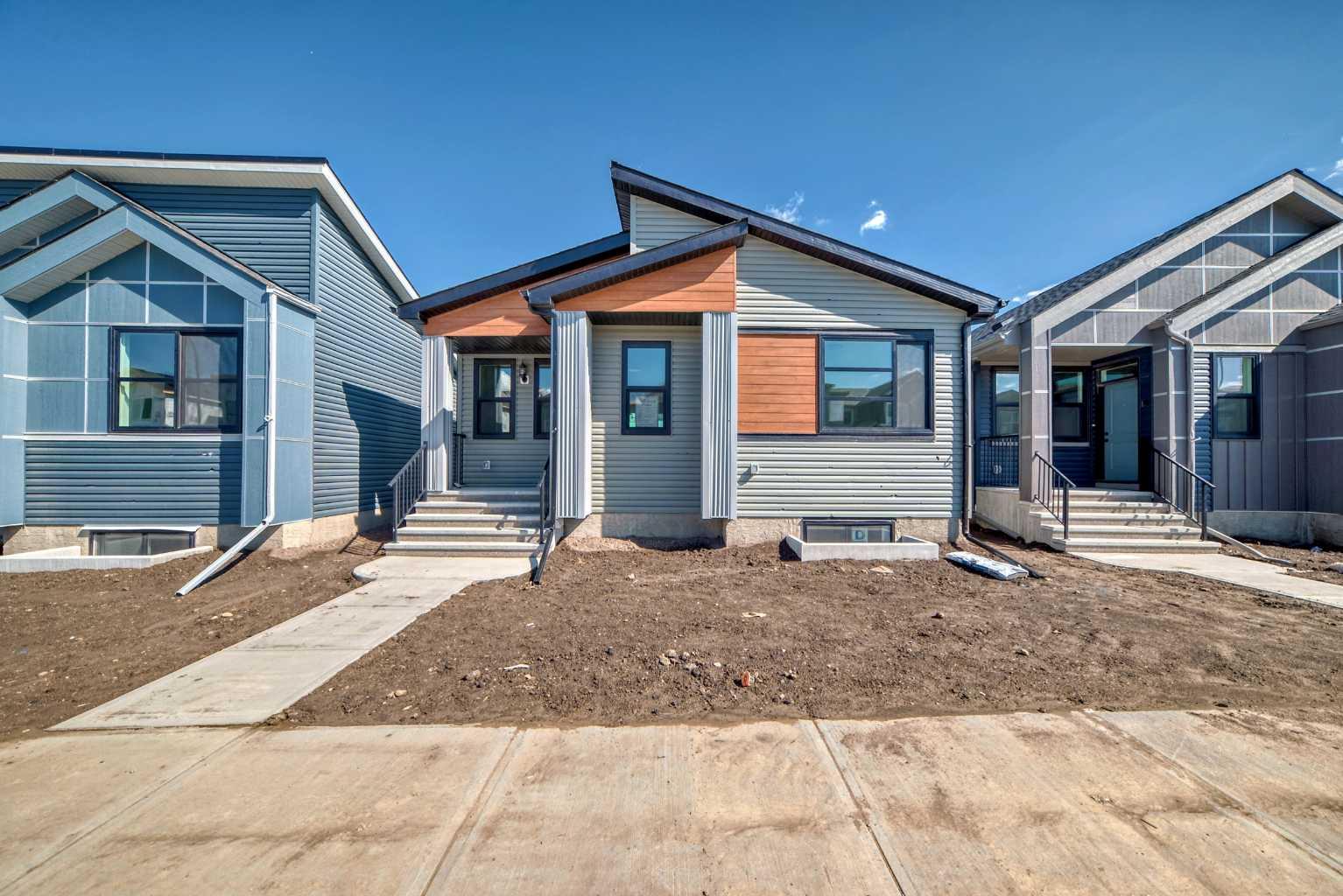 208 Lucas Pl NW, Calgary, AB T3P 2E6