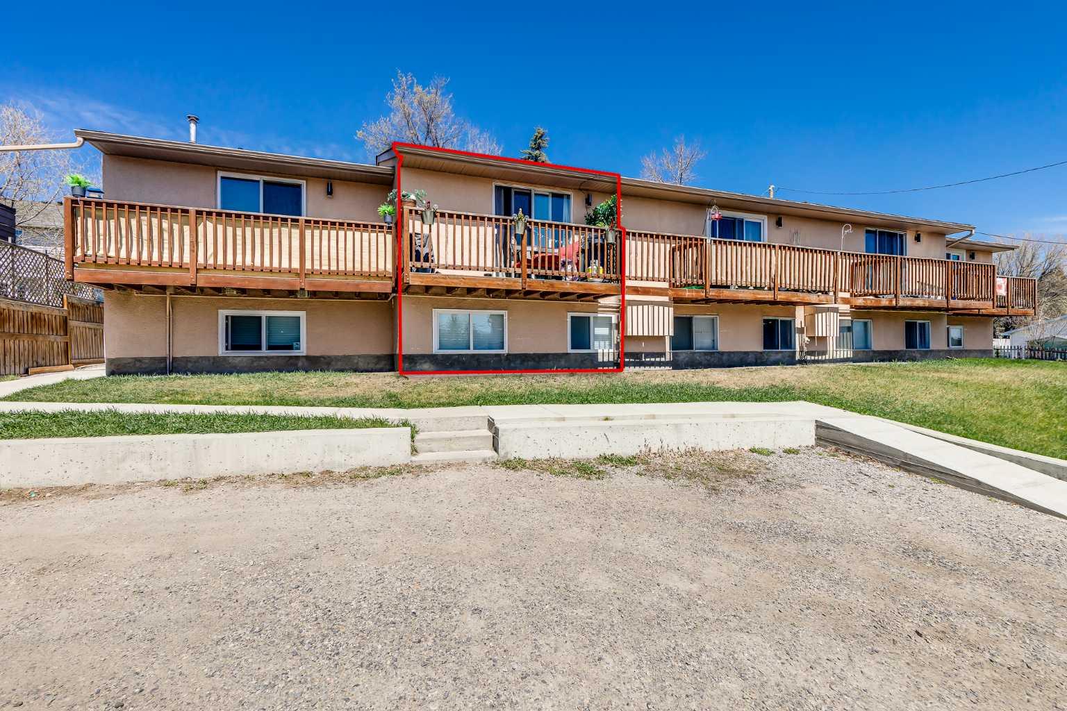 130 Mcrae Street Unit 7, Okotoks, AB T1S 1J4