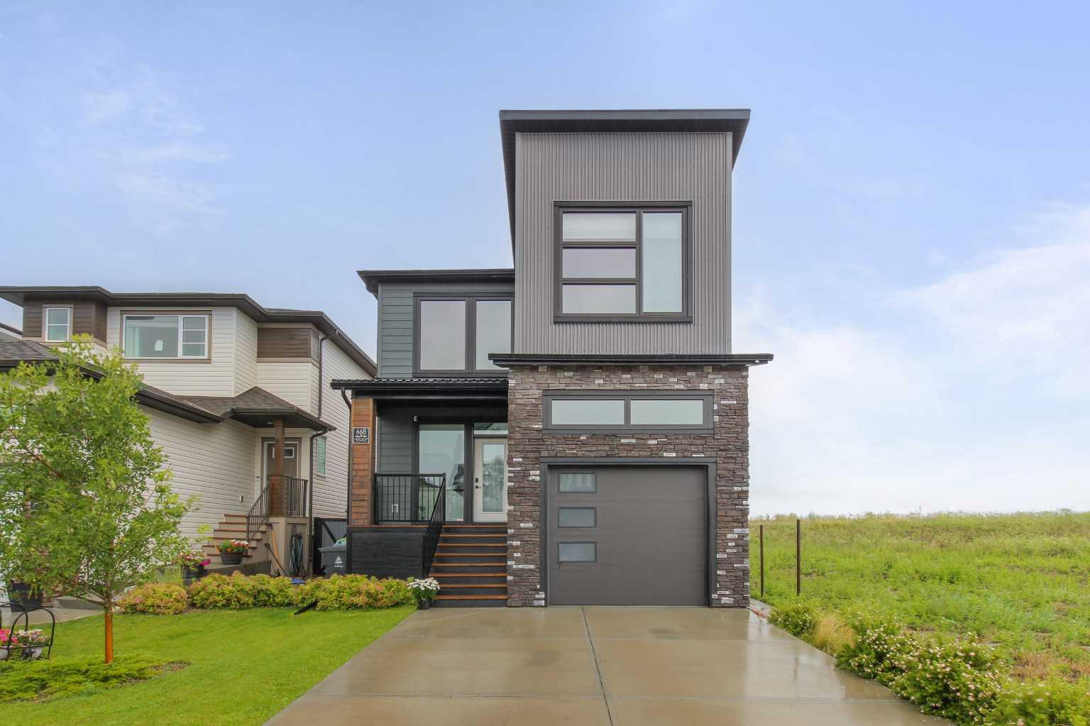 668 Aquitania Blvd W, Lethbridge, AB T1J 5N4