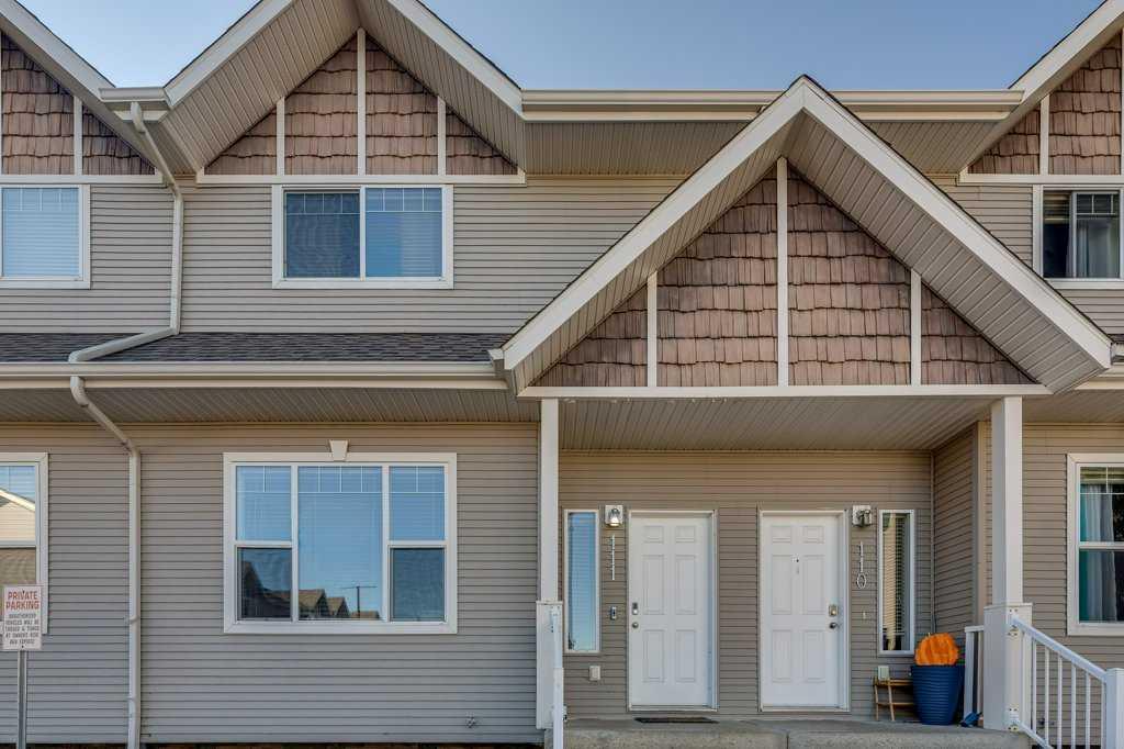 50 Lucky Place Unit 111, Sylvan Lake, AB T4S 0E3