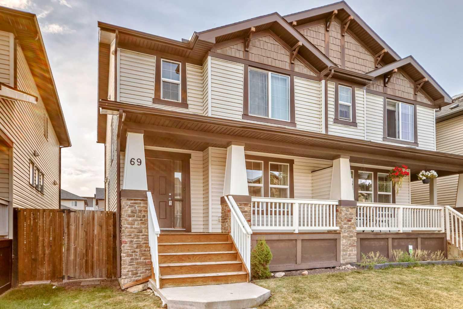 69 Skyview Point Grn NE, Calgary, AB T3N 0G5