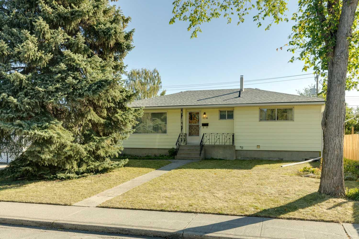 45 Street Sw Unit 4316, Calgary, AB T3E 3W1