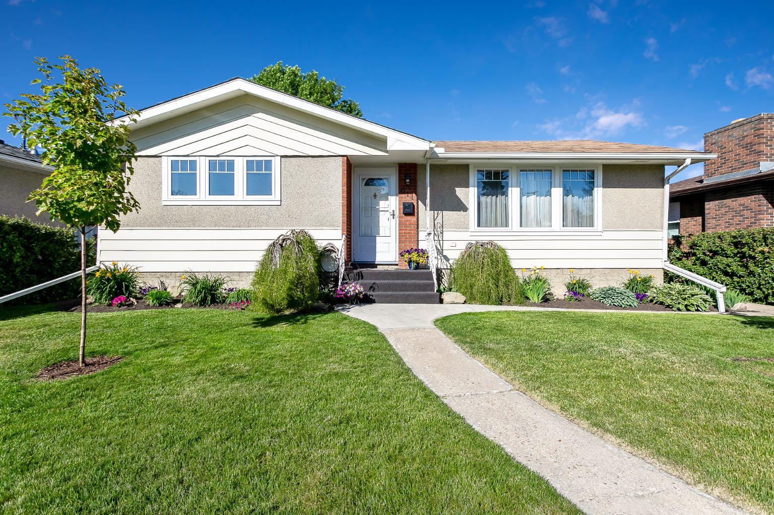 Calgary, AB 2+ bedroom houses for sale Houseful