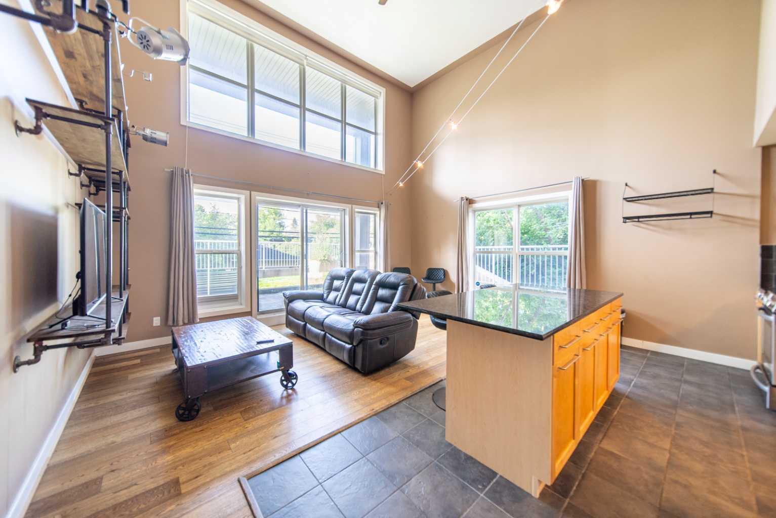 1505 27 Avenue Sw Unit 102, Calgary, AB T2T 1G5