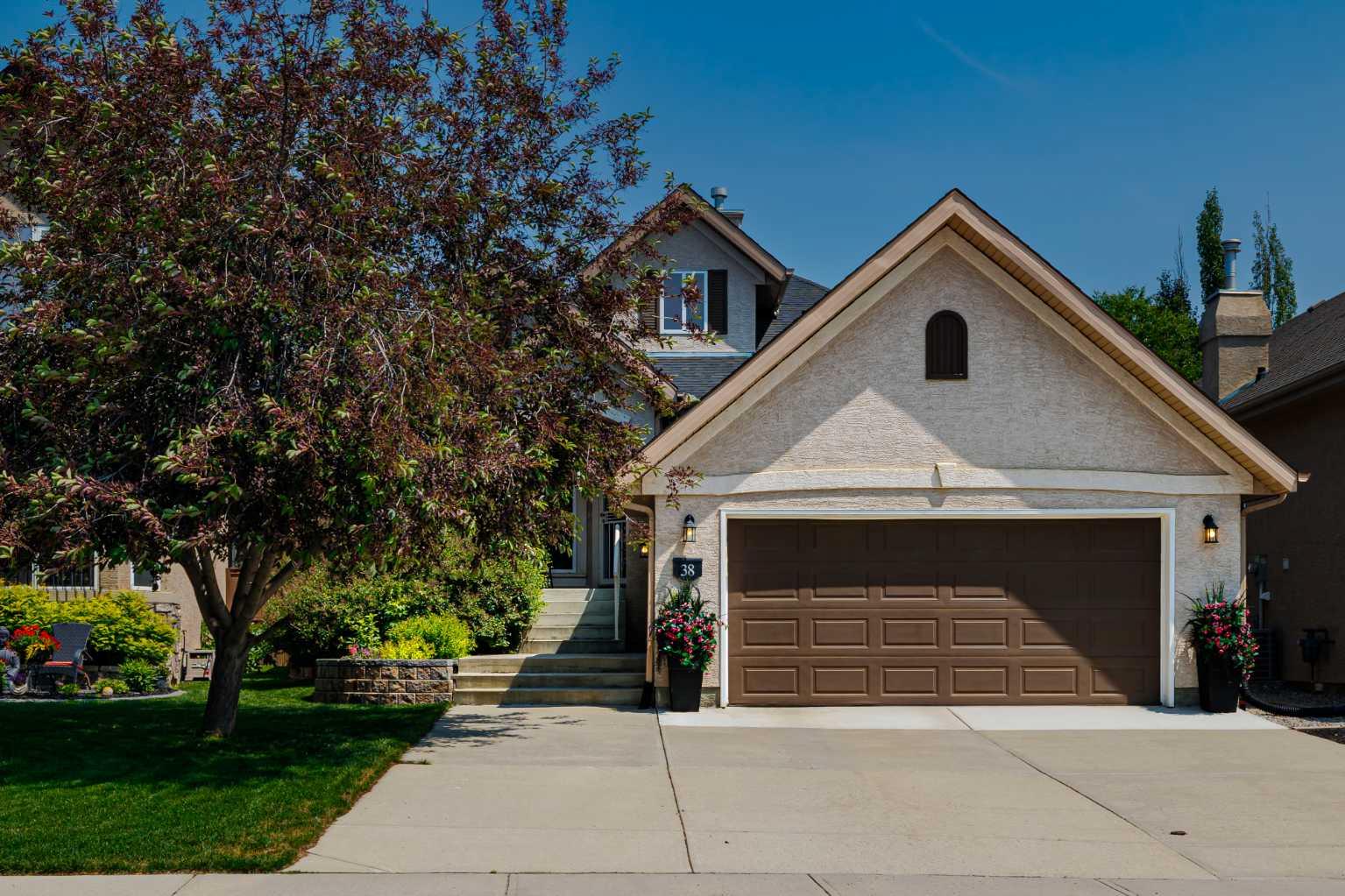 38 Tuscany Glen Park NW, Calgary, AB T3L 2T7