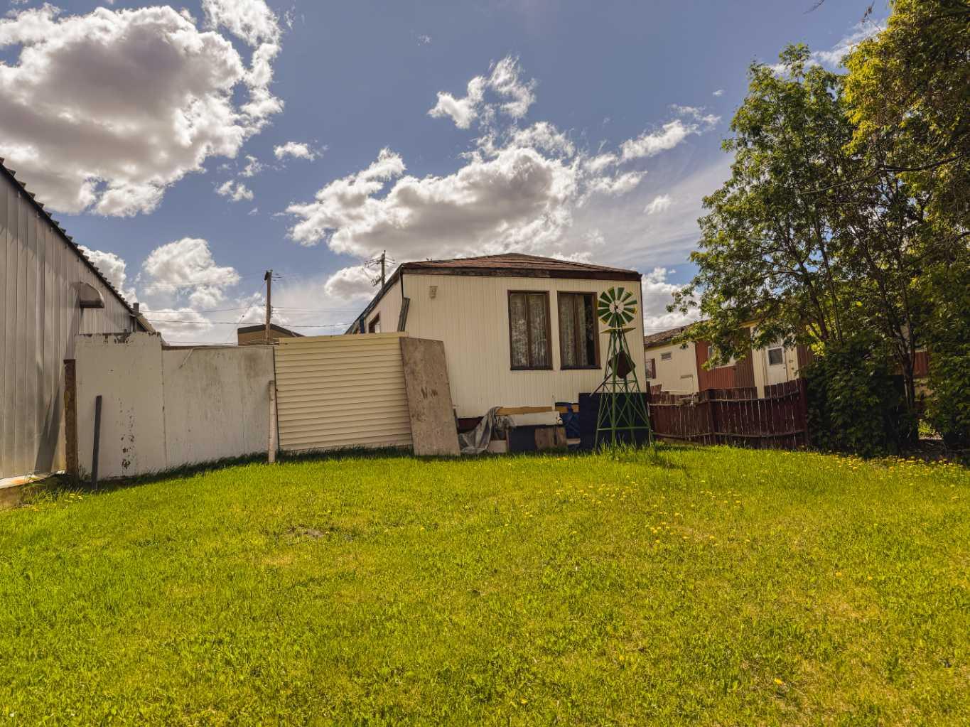 46 Avenue Unit 5006, Spirit River, AB T0H 3G0