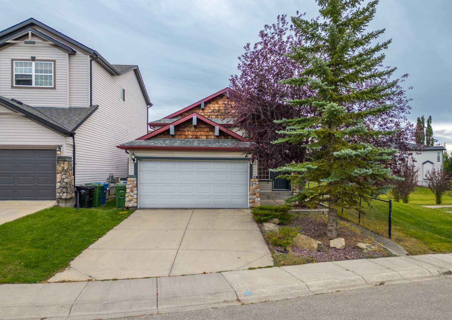 91 Panamount Gdns NW, Calgary, AB T3K 5V5