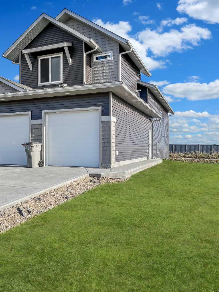 133 Avenue Unit 10649, Grande Prairie, AB T8X 0W5
