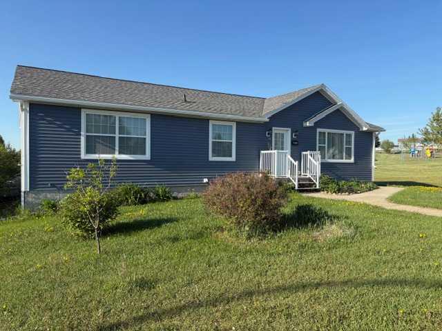 45 Street Unit 5015, Hardisty, AB T0B 1V0