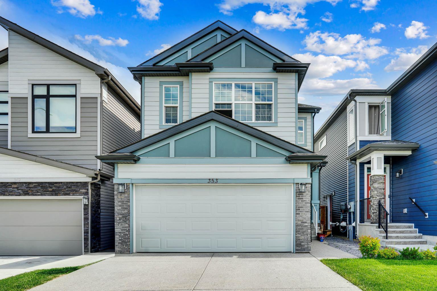 353 Walcrest Vw SE, Calgary, AB T2X 4V8