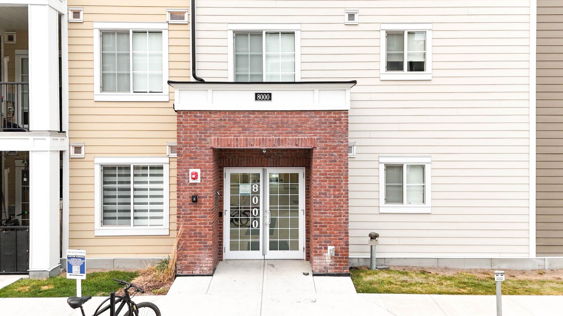 151 Legacy Main Street Se Unit 8414, Calgary, AB T2X 5C7