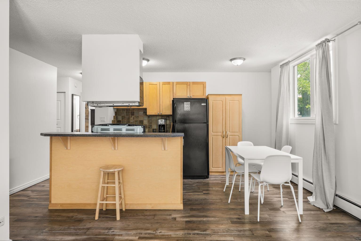 1312 13 Avenue Sw Unit 202, Calgary, AB T3C 0T3