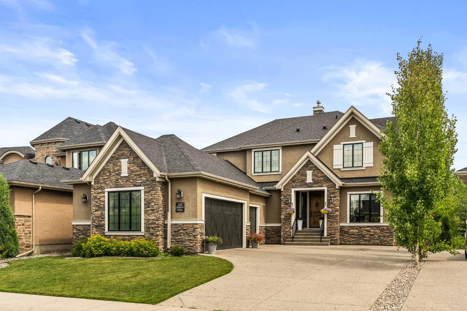 100 Cranbrook Hts SE, Calgary, AB T3M 1W7