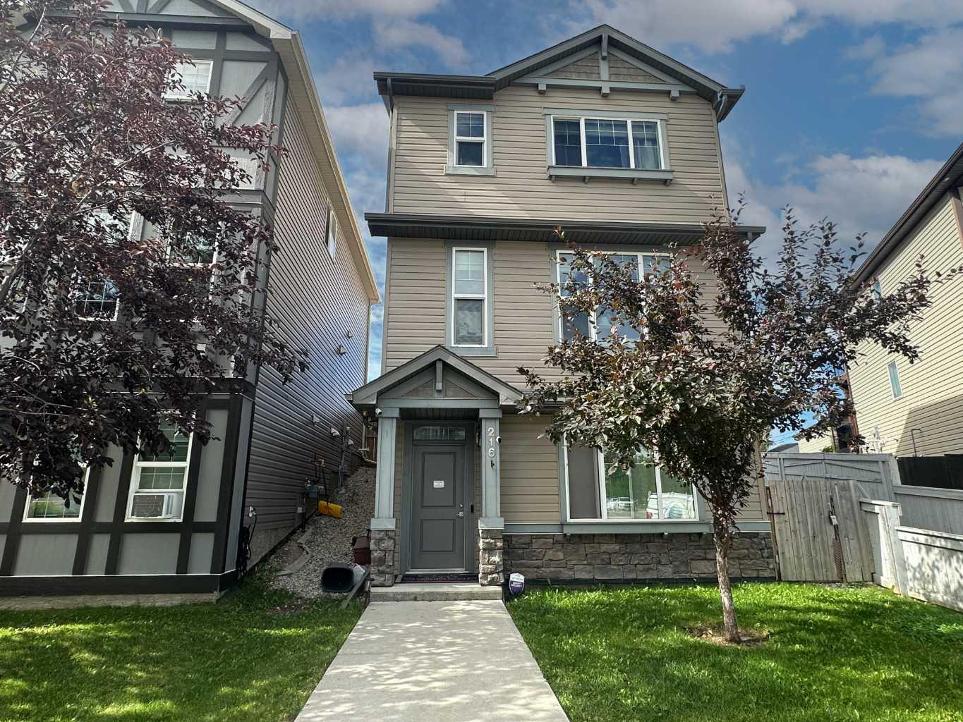 216 New Brighton Grv SE, Calgary, AB T2Z 1G2