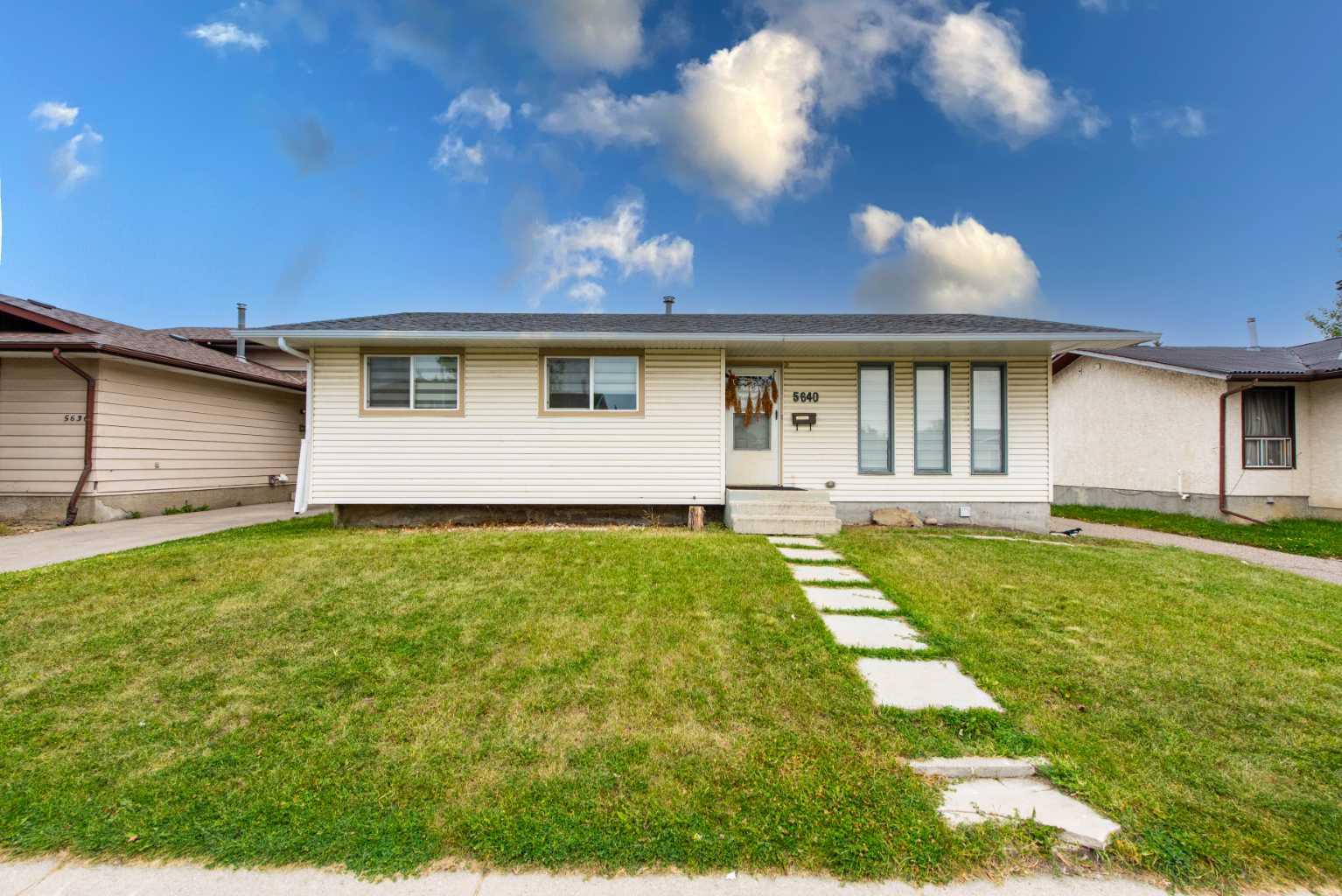 5640 Temple Dr NE, Calgary, AB T1Y 3Z7