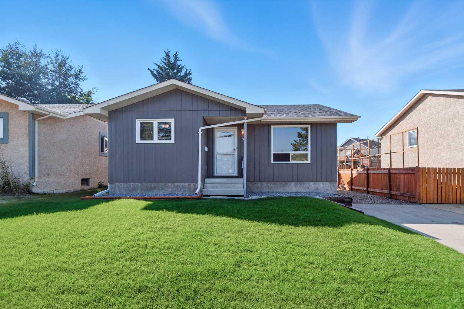 14 Griffiths Ave, Red Deer, AB T4P 2K7