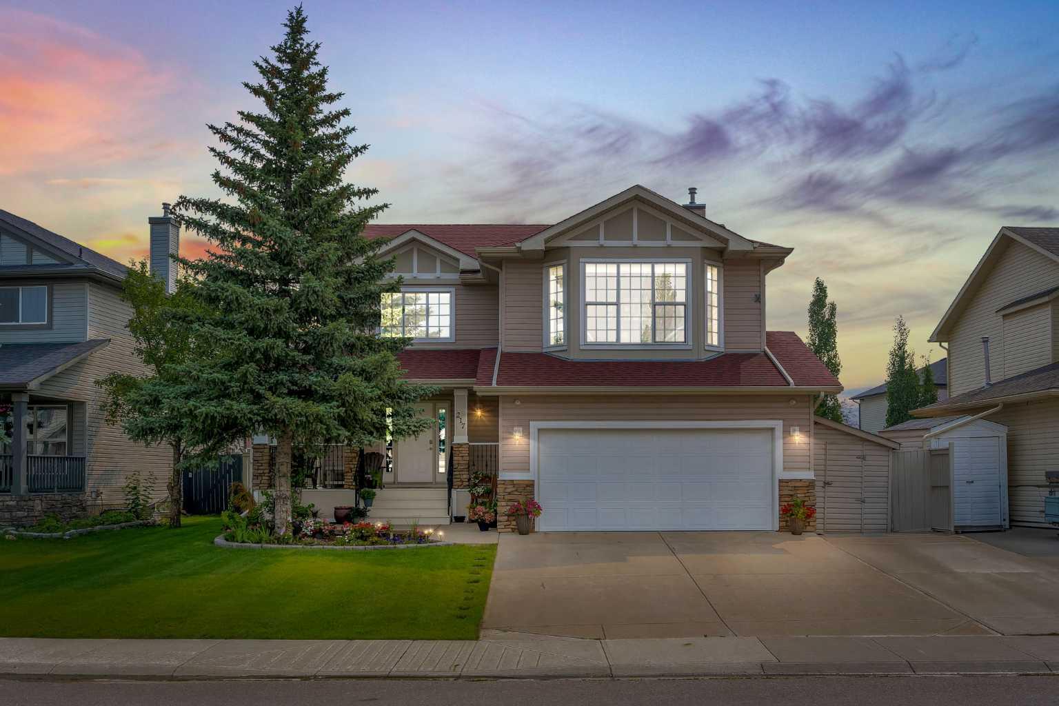 217 W Creek Dr, Chestermere, AB T1X 1K7