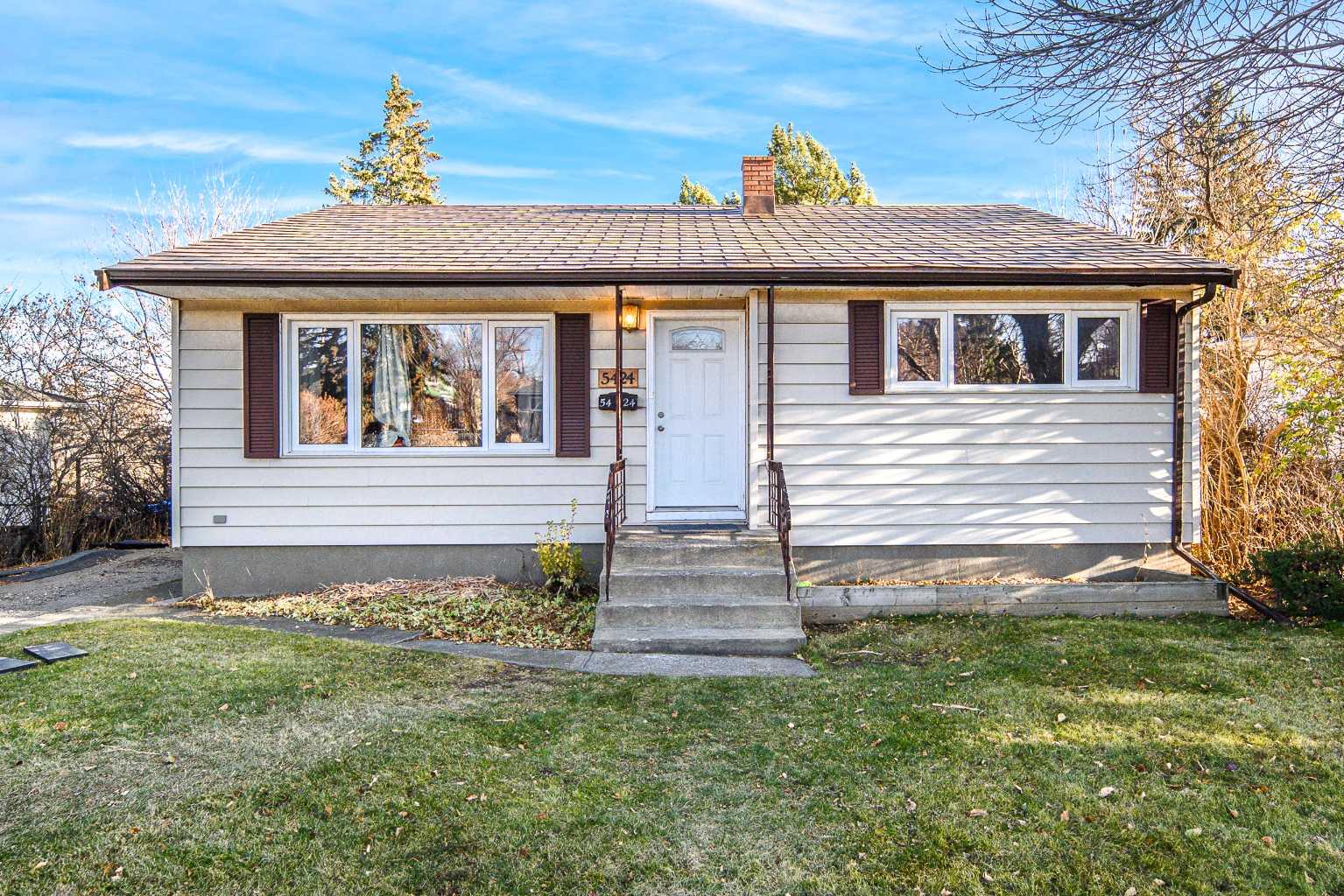 5424 Thorncliffe Dr NW, Calgary, AB T2K 2Z5