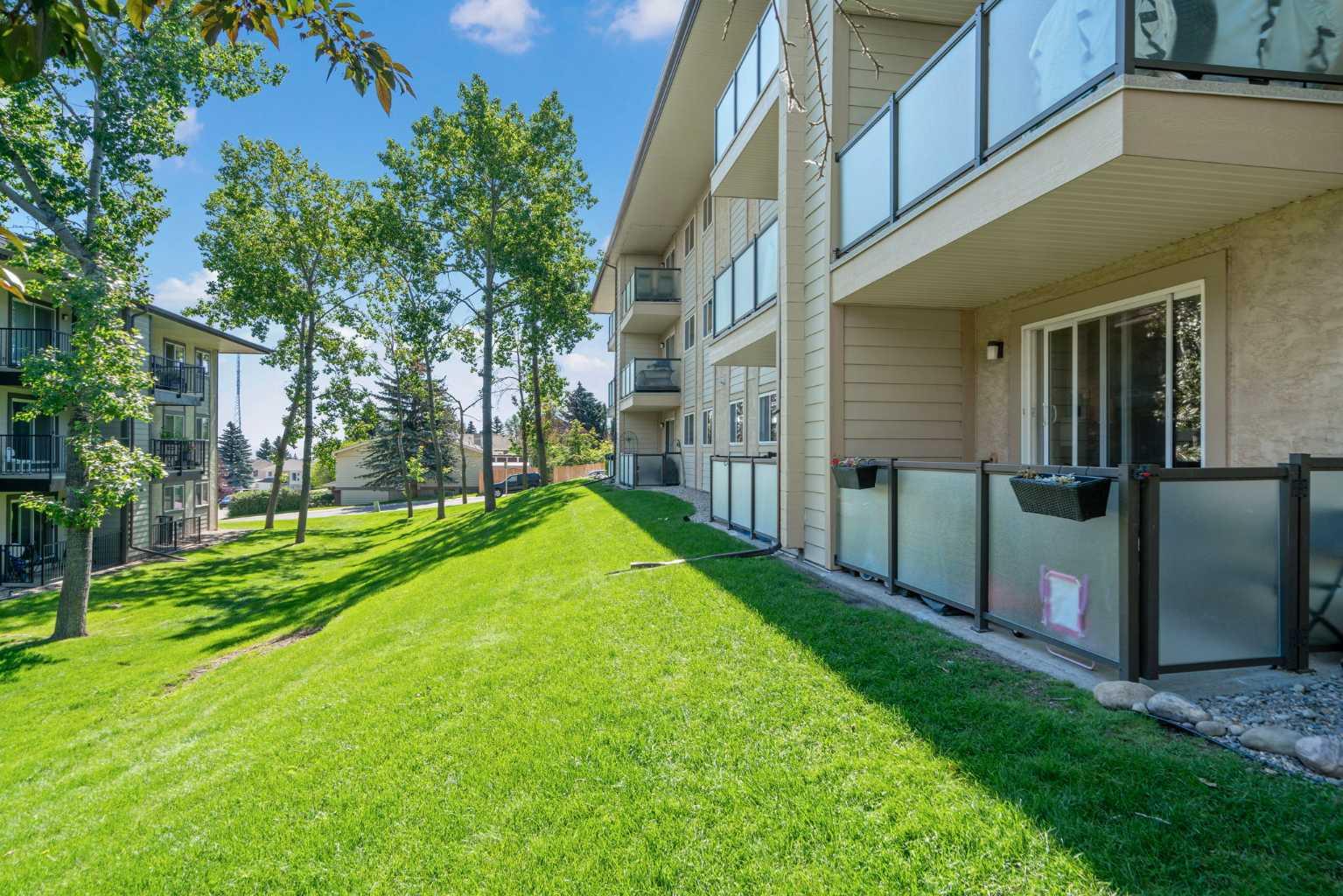 393 Patterson Hill Sw Unit 3103, Calgary, AB T3H 2P4