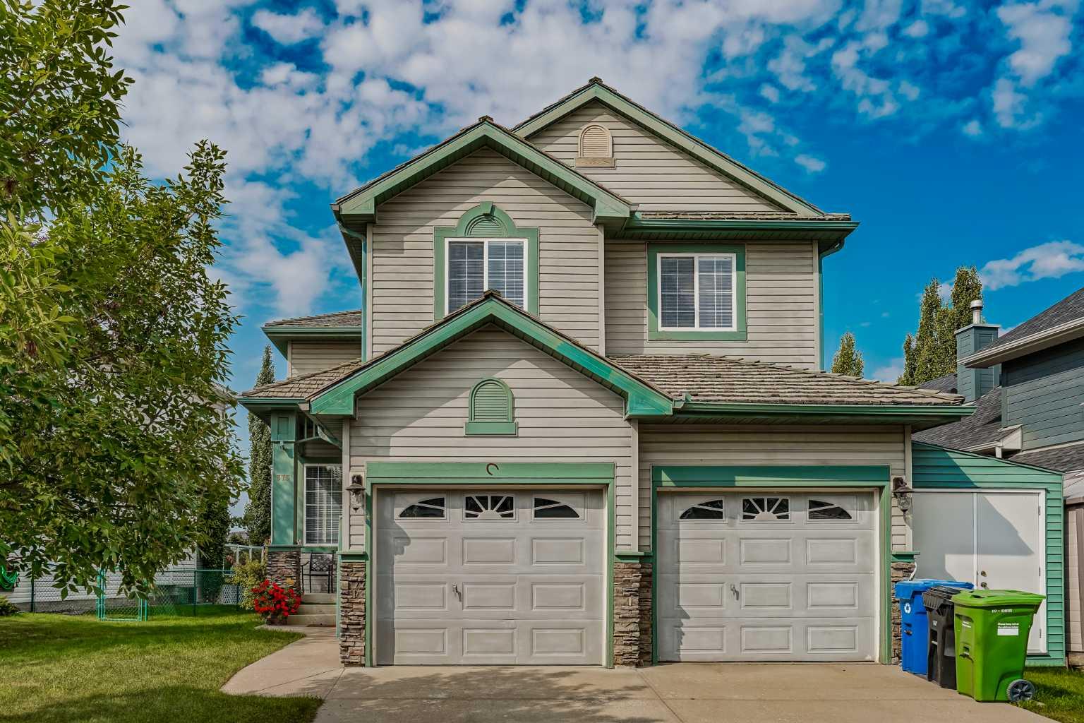 375 Douglas Glen Gdns SE, Calgary, AB T2Z 3T1