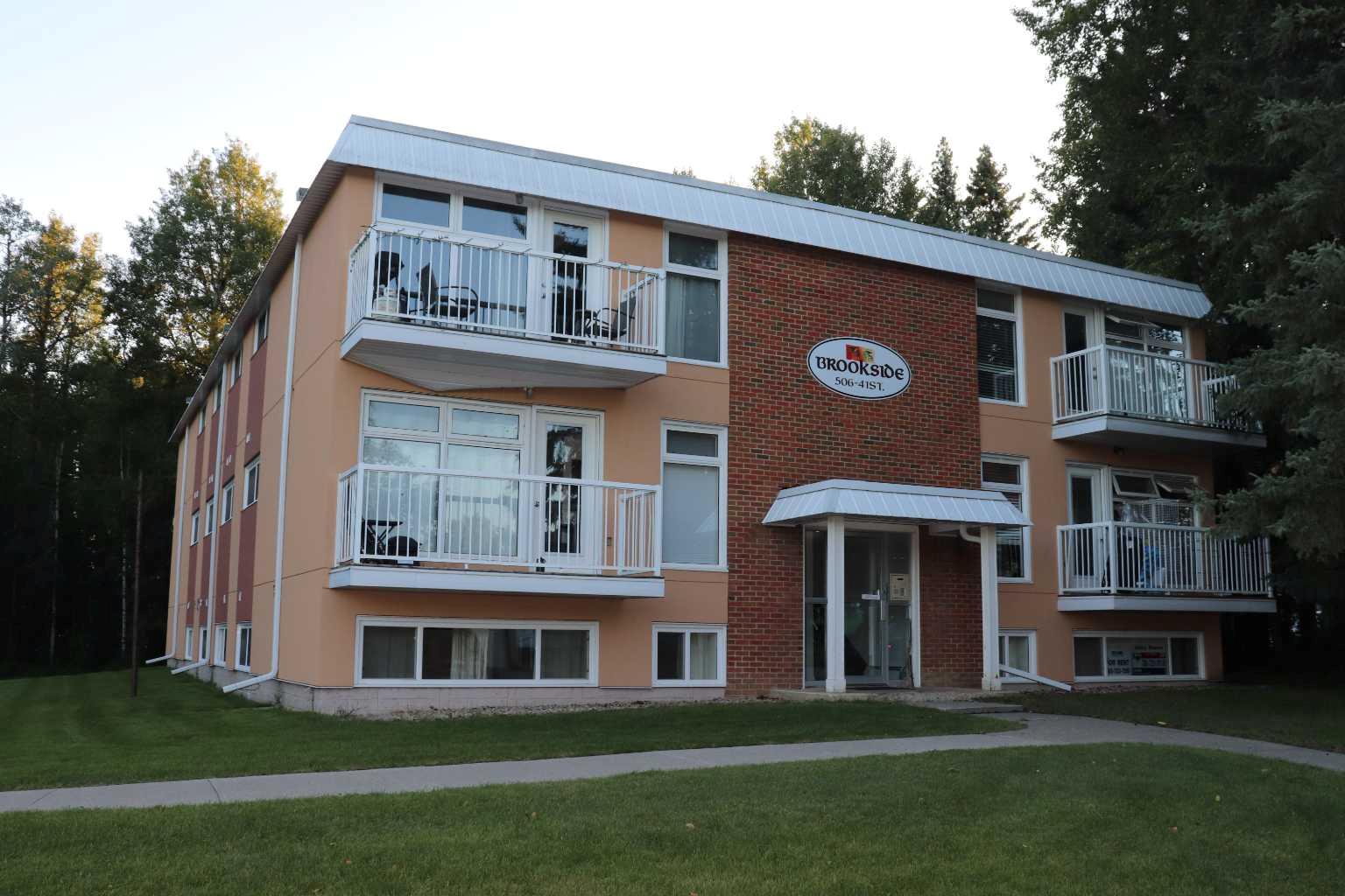 506 41 Street Unit 4 St #4, Edson, AB T7E 1A2