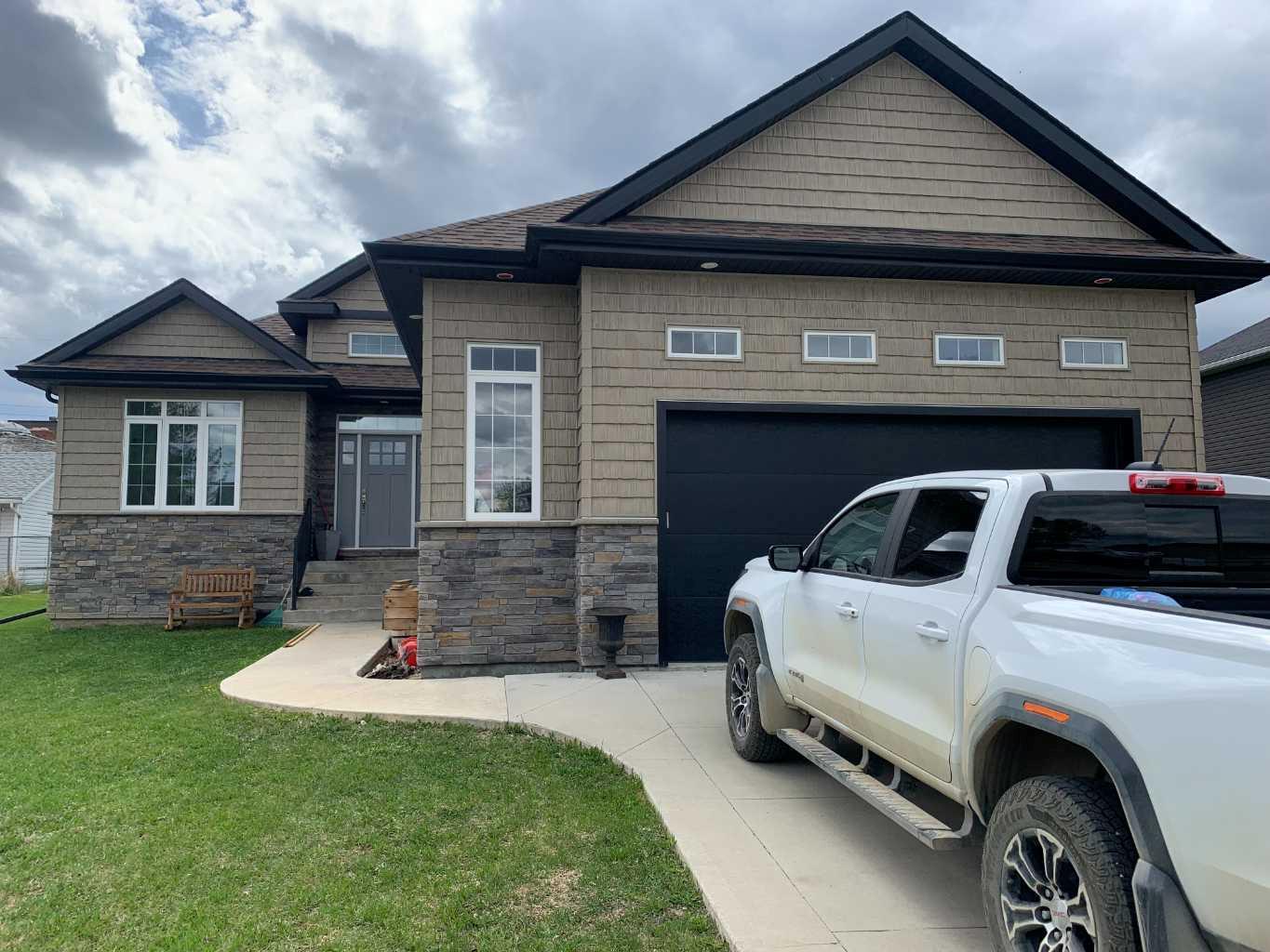 7 Avenue Unit 805, Fox Creek, AB T0H 1P0