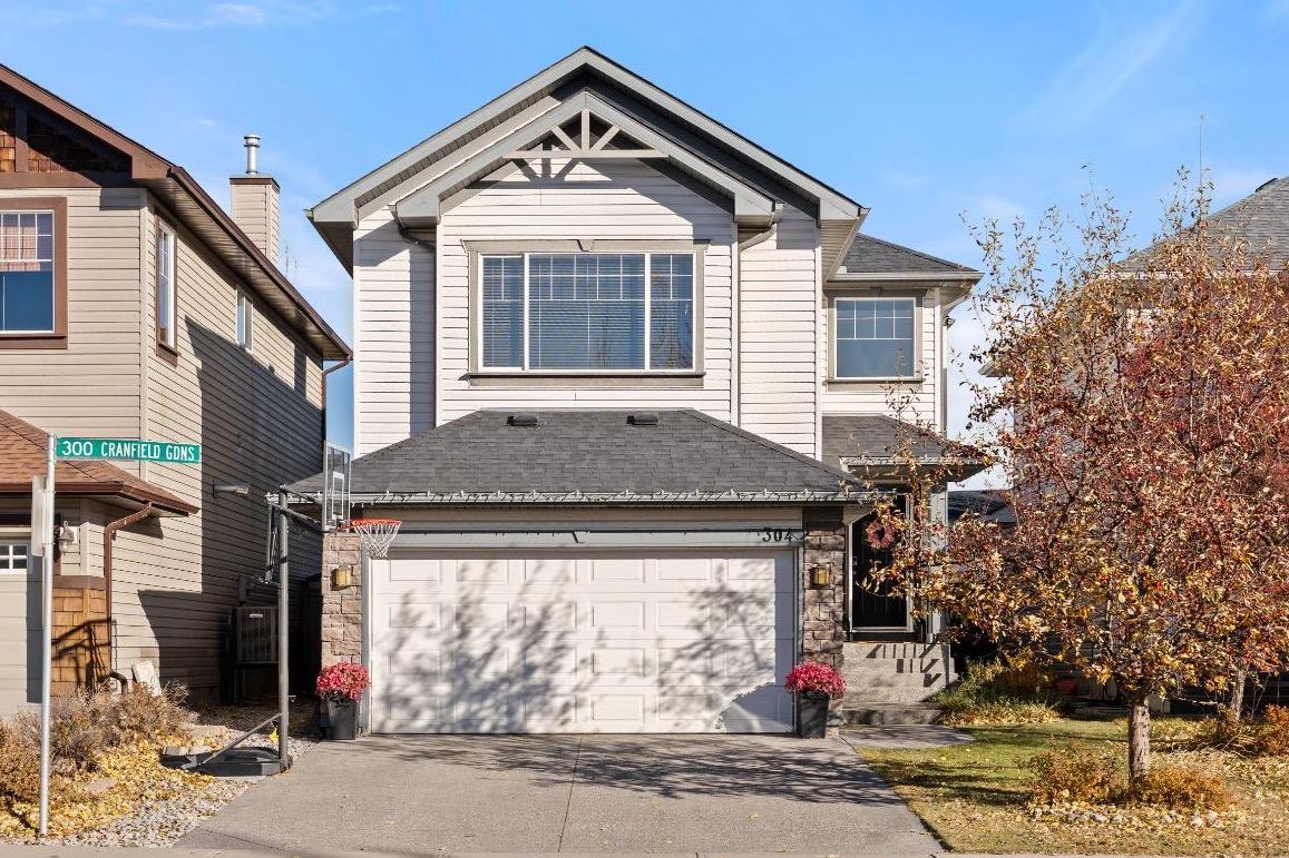 304 Cranfield Gdns, Calgary, AB T3M 1H8