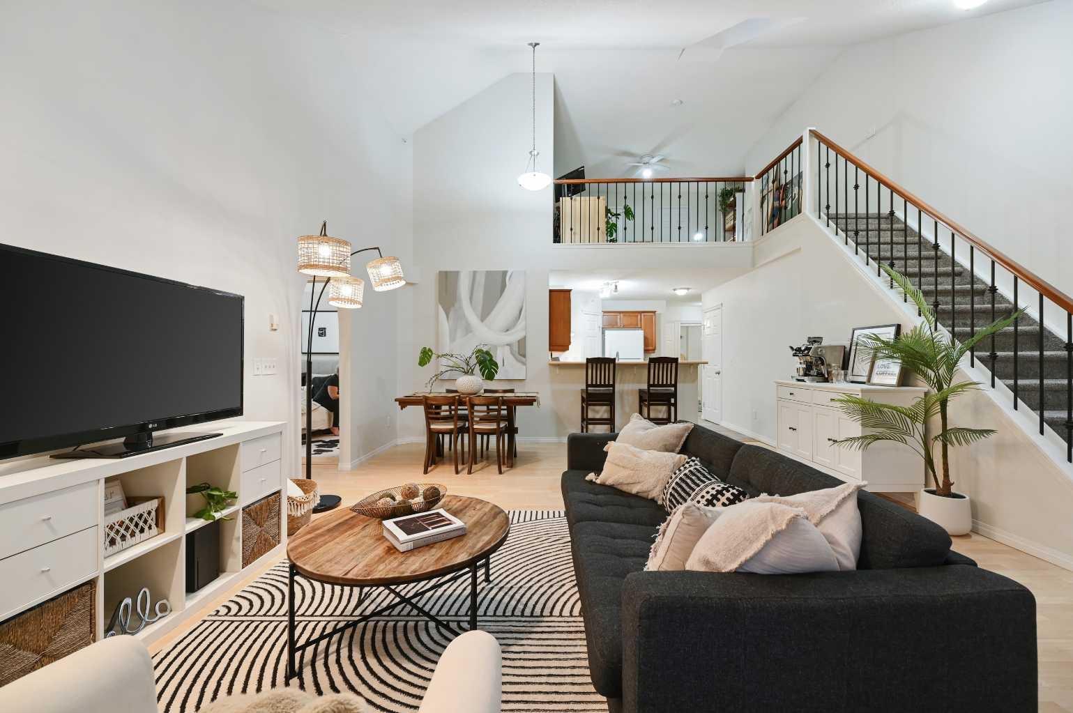 1110 17 Street Sw Unit 401, Calgary, AB T3C 3X3