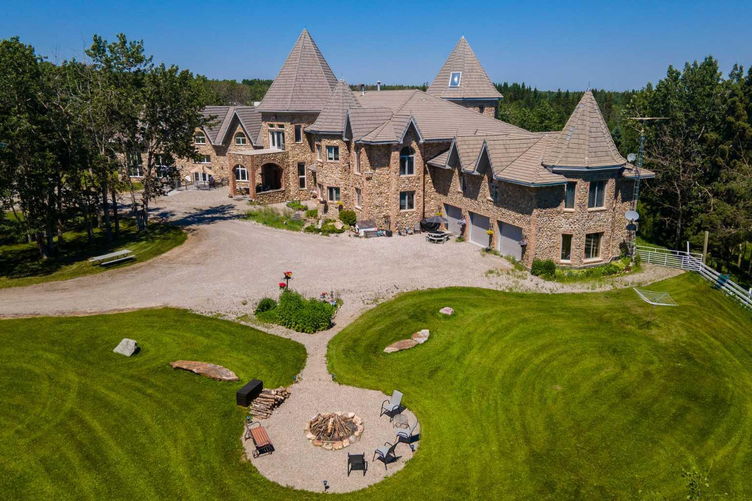 31027 Range Road 50, Cremona, AB T0M 0R0