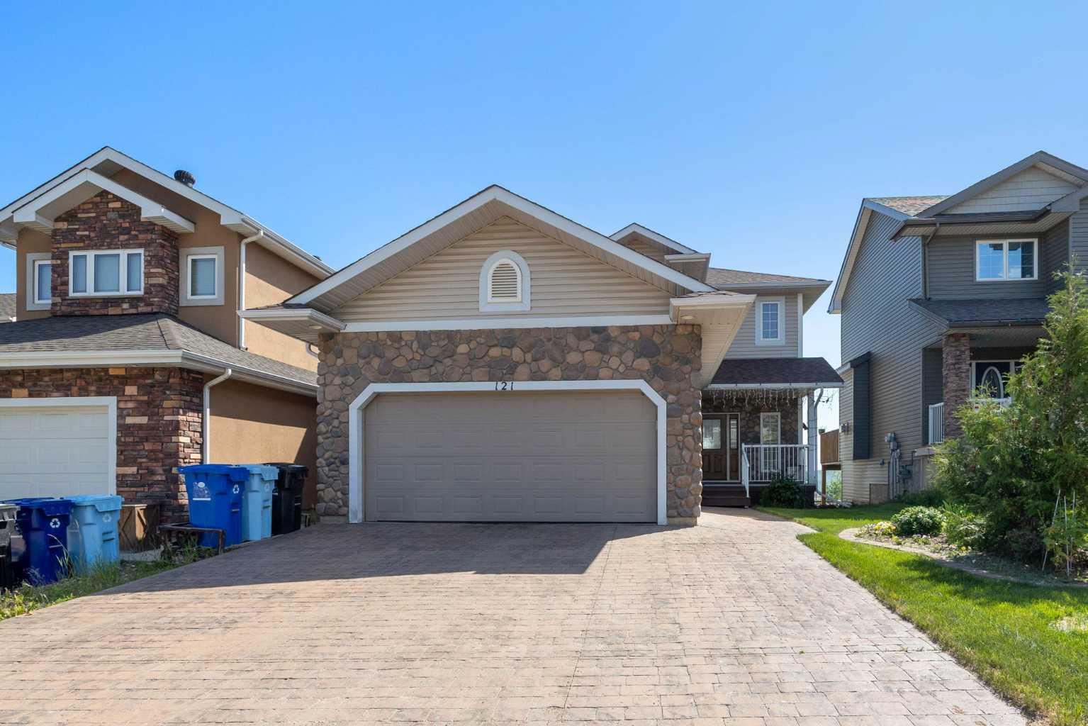 121 Gravelstone Way, Fort Mcmurray, AB T9K 0S8