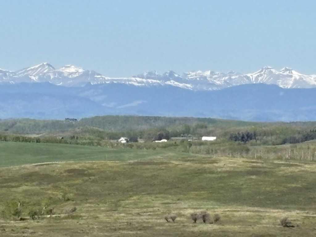 306 Avenue W, Rural Foothills County, AB T2S 1A2