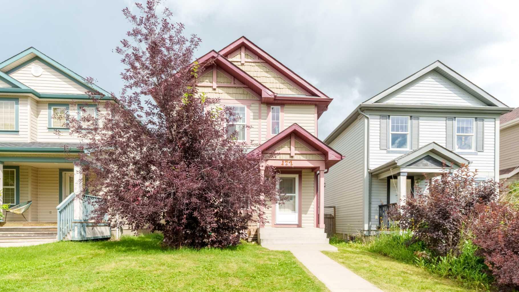 177 Everglen Way SW, Calgary, AB T2Y 5G1