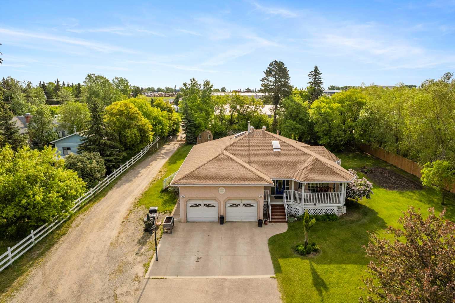 49 Avenue Unit 5631, Olds, AB T4H 1G5