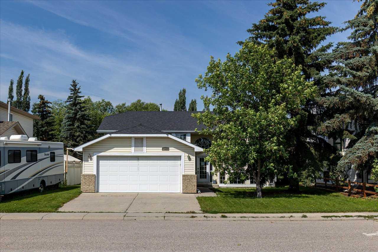 185 Westchester Way, Chestermere, AB T1X 1B8