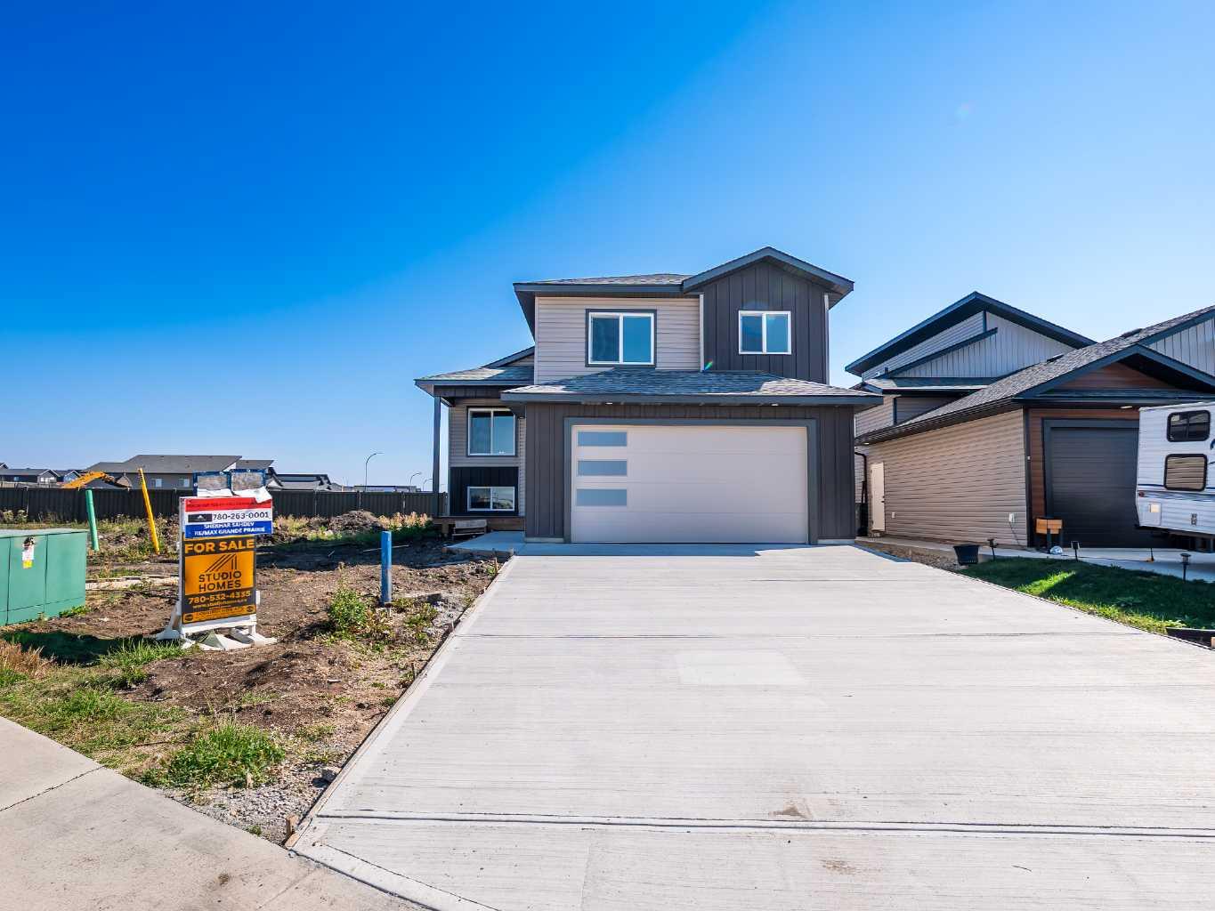 106 Street Unit 13005 #a, Grande Prairie, AB T8V 6V2