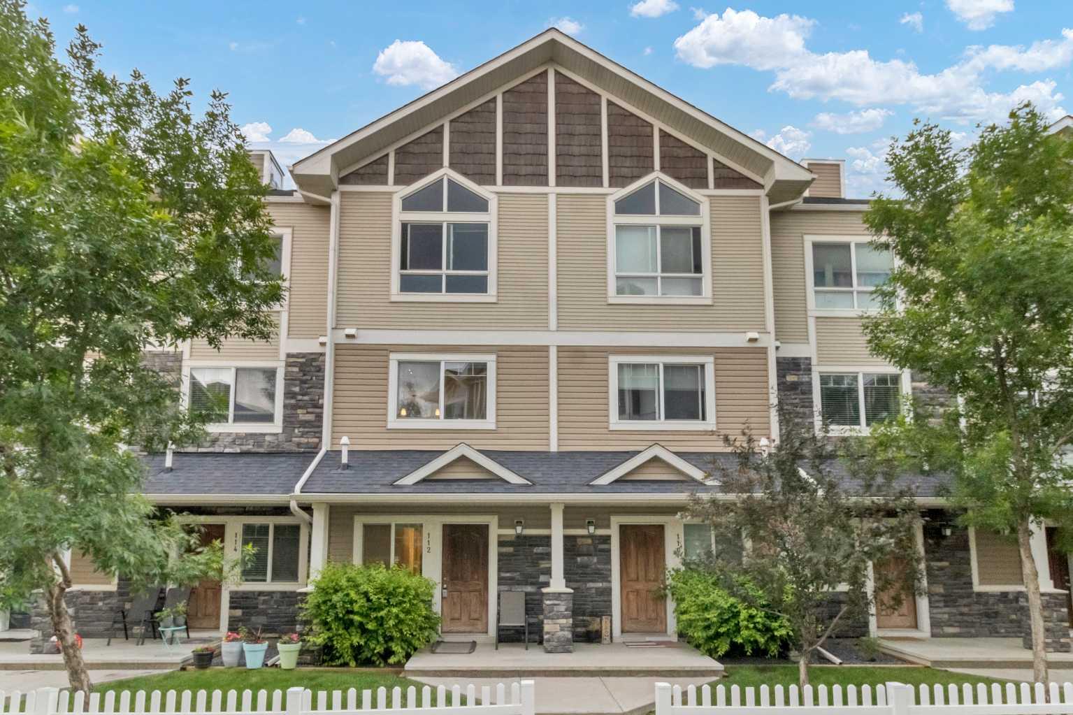 112 Skyview Ranch Gdns NE, Calgary, AB T3N 0A9