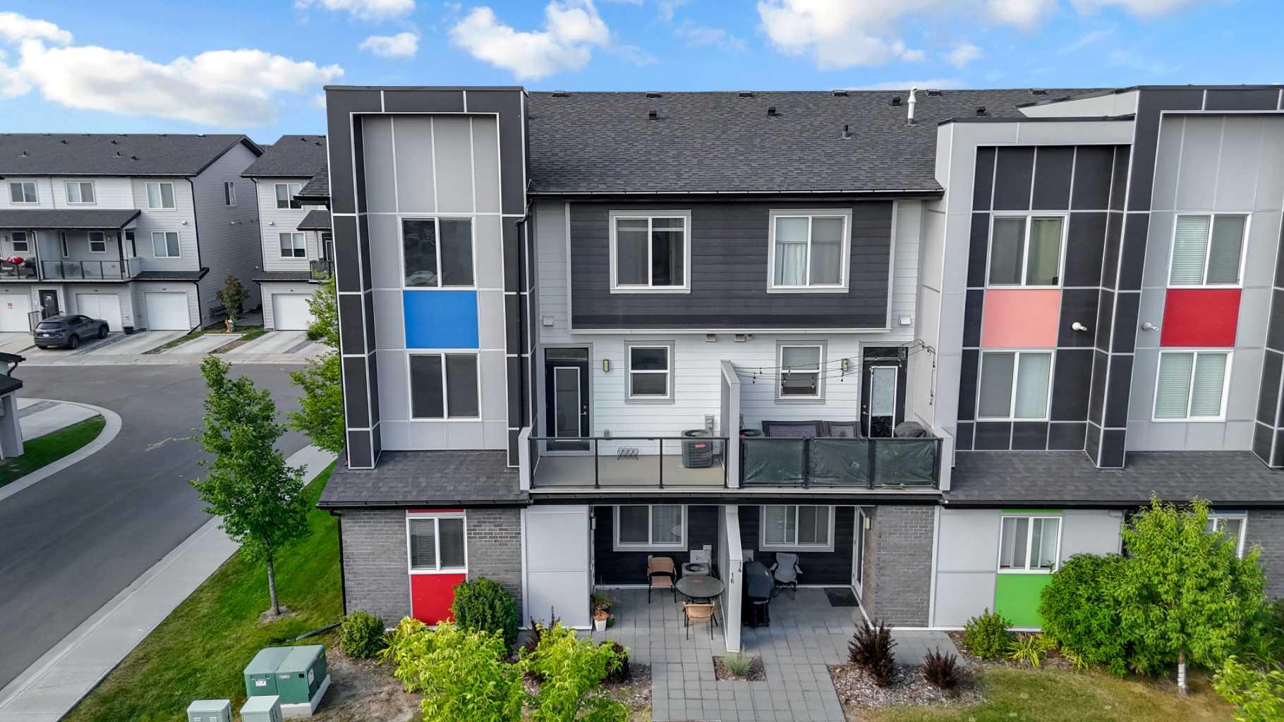 525 Redstone Walk Ne Unit 203, Calgary, AB T3N 1M6