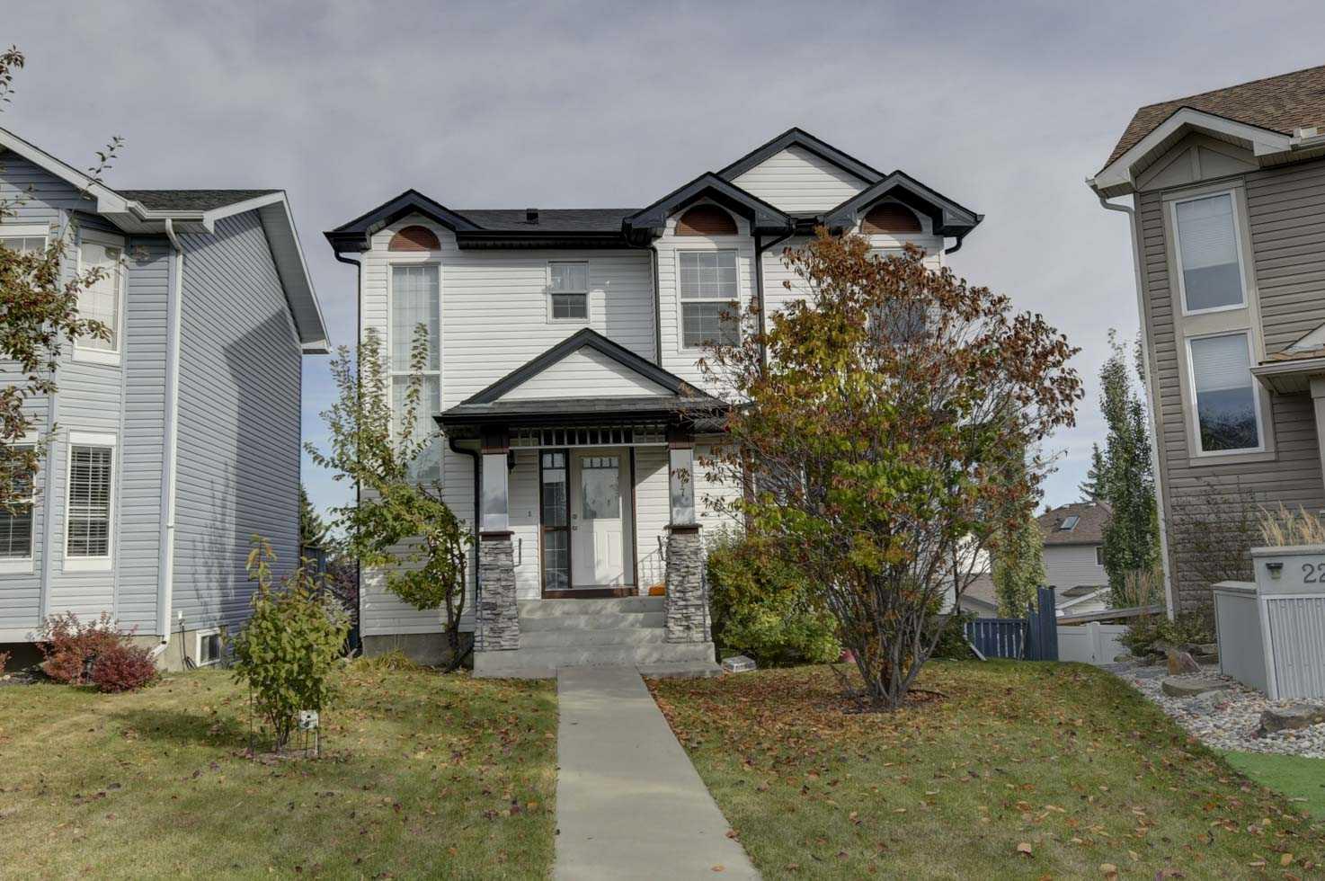 217 Somerside Close SW, Calgary, AB T2Y 4B6