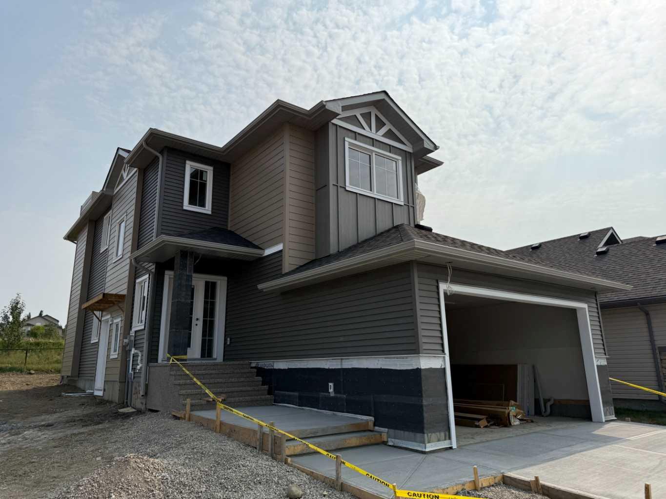 104 Lakewood Cir, Strathmore, AB T1P 0G8