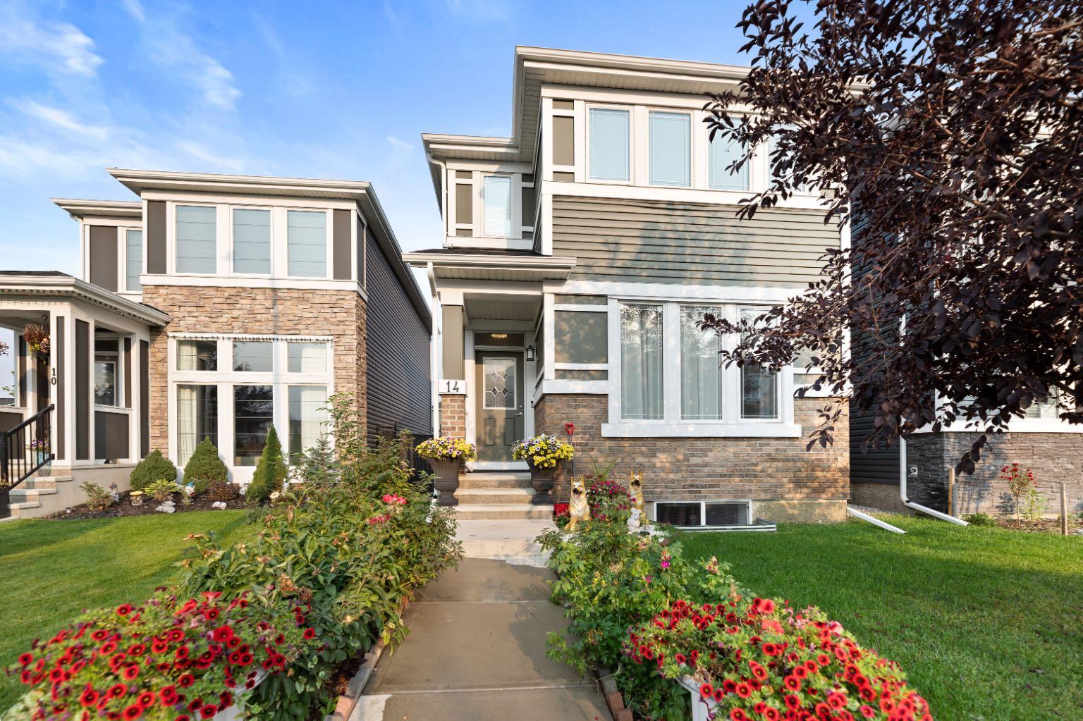 14 Red Embers Cres NE, Calgary, AB T3N 0R5
