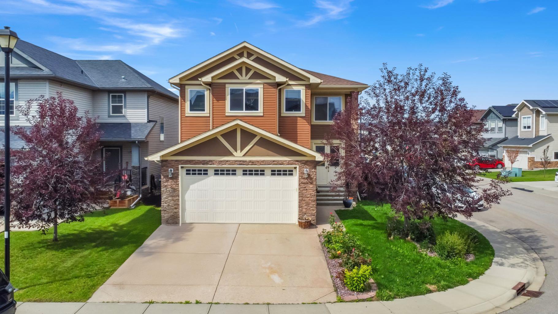 40 Baywater Ct SW, Airdrie, AB T4B 0A8