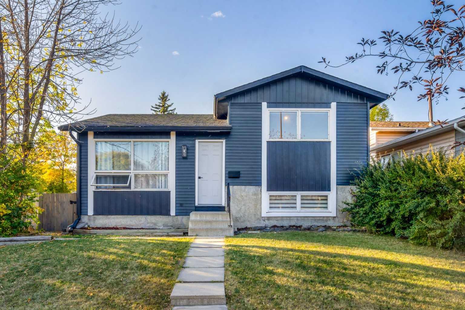71 Riverbend Dr SE, Calgary, AB T2C 3S5