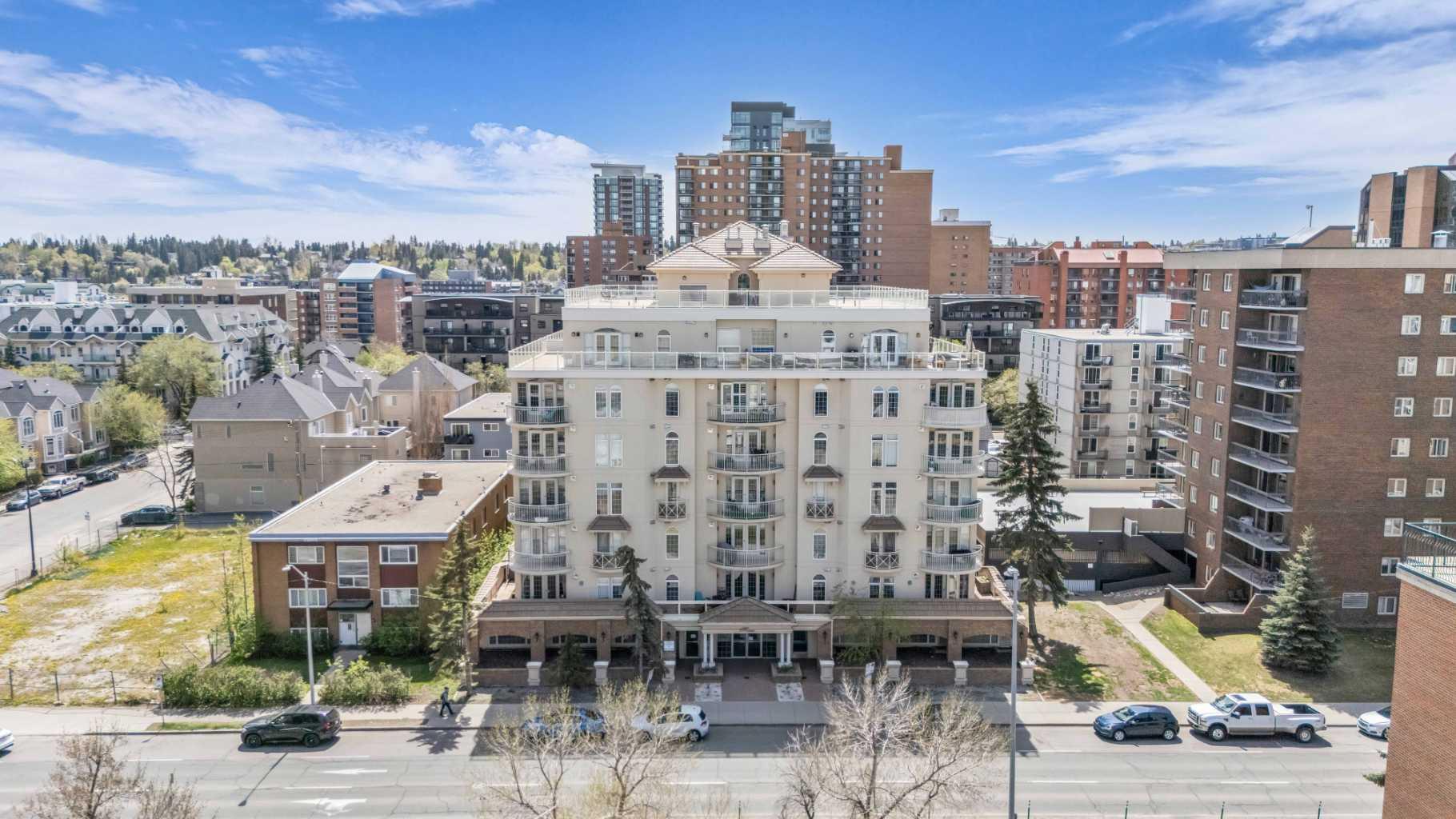 1315 12 Avenue Sw Unit 303, Calgary, AB T3C 0P6