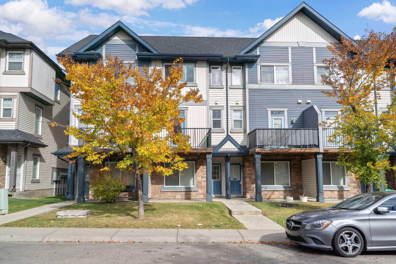 114 New Brighton Lndg SE, Calgary, AB T2Z 1C1