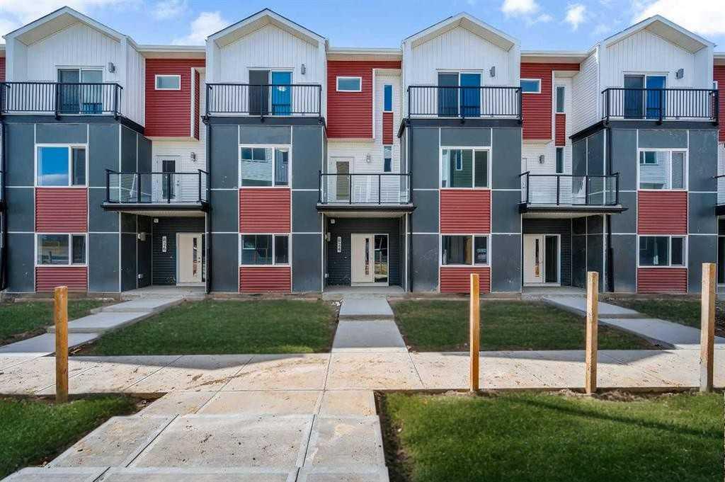 42 Red Sky Mnr NE, Calgary, AB T3N 2M2