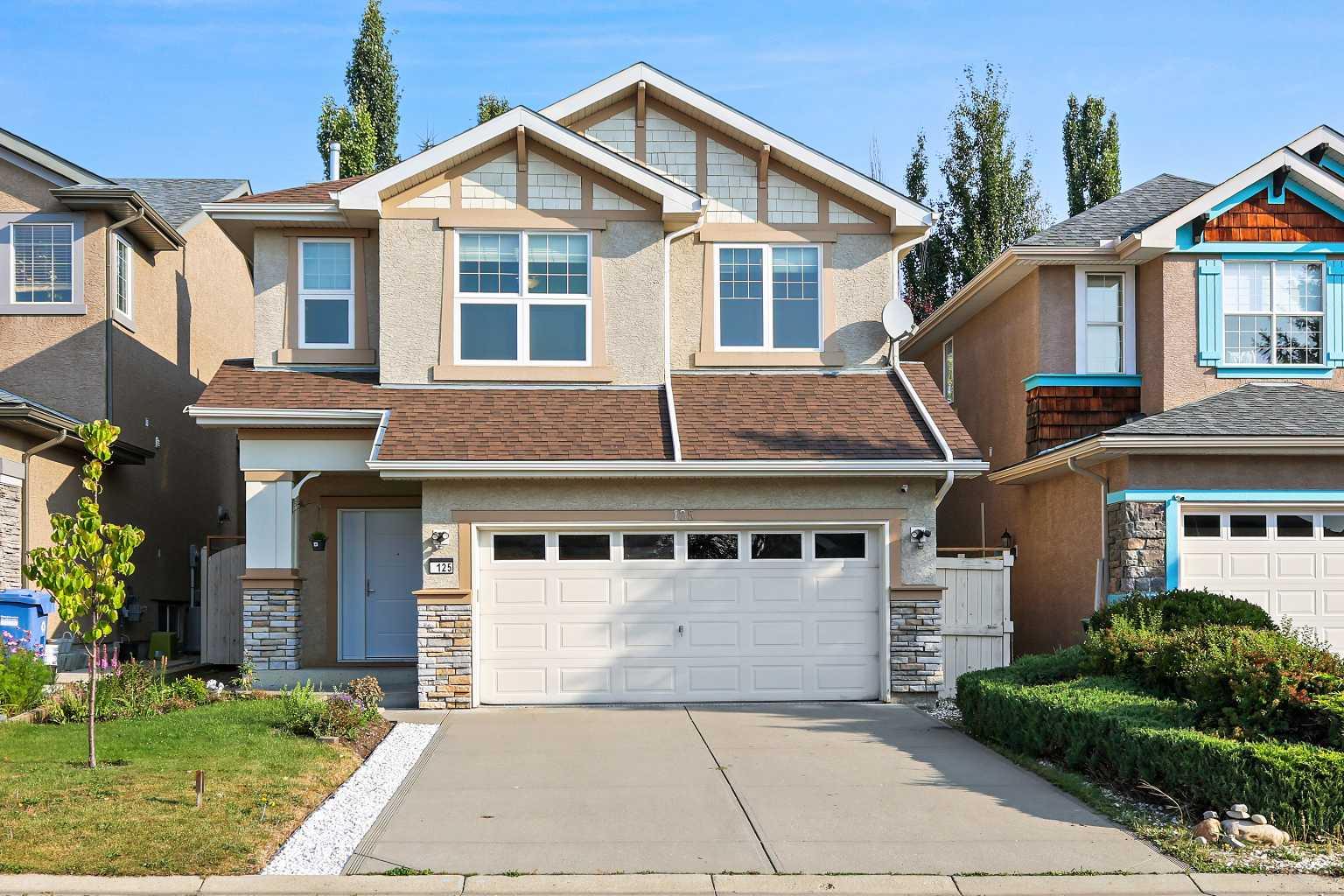 125 Everwillow Close SW, Calgary, AB T2Y 4G5