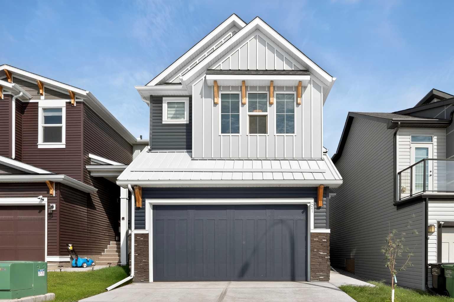 61 Calhoun Cres NE, Calgary, AB T3P 1X8