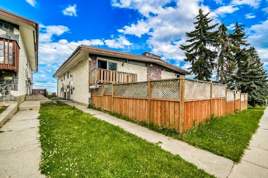 7524 Hunterview Drive Nw Unit 3, Calgary, AB T2K 5E4