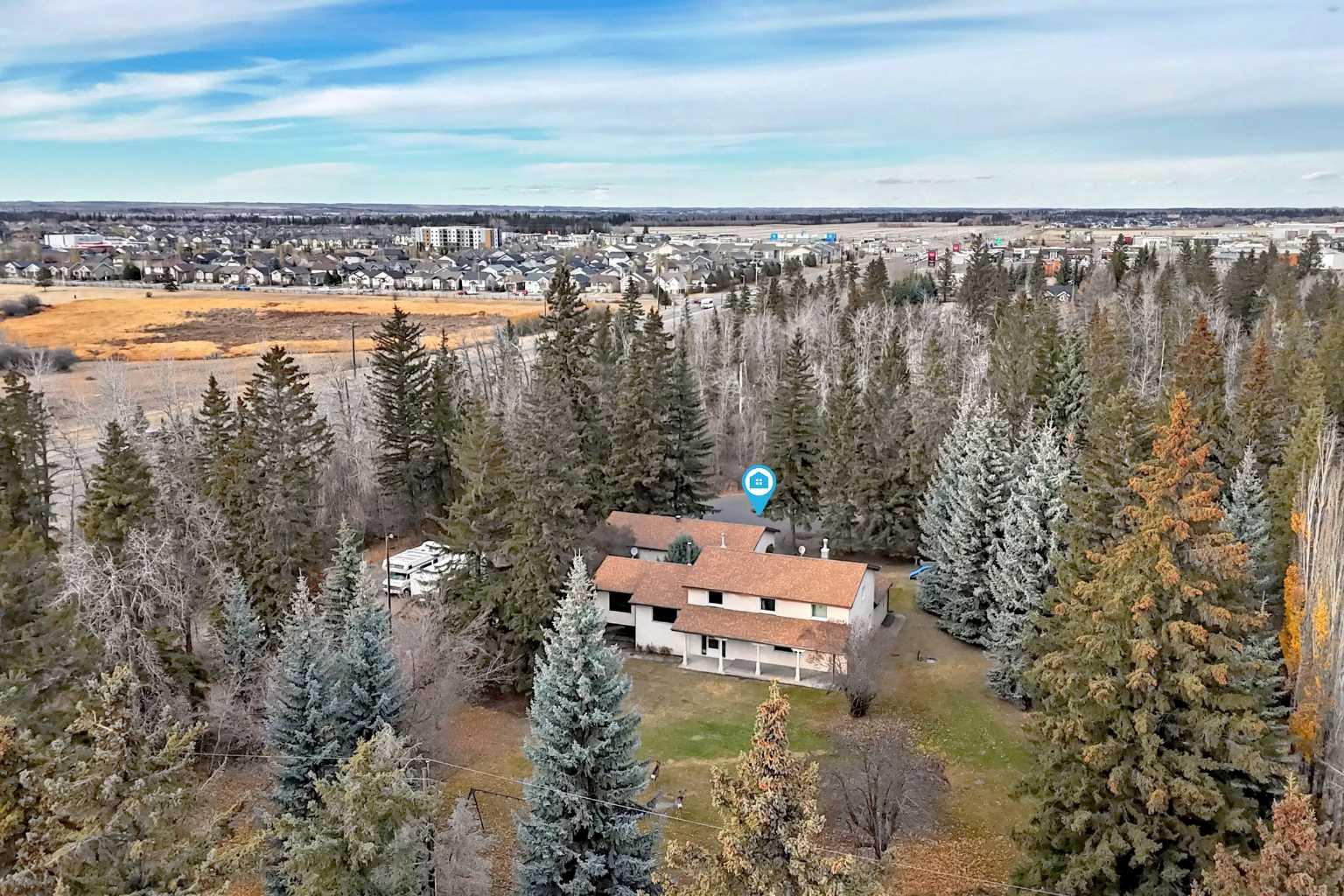 17 College Park Pl, Red Deer, AB T4P 0M7