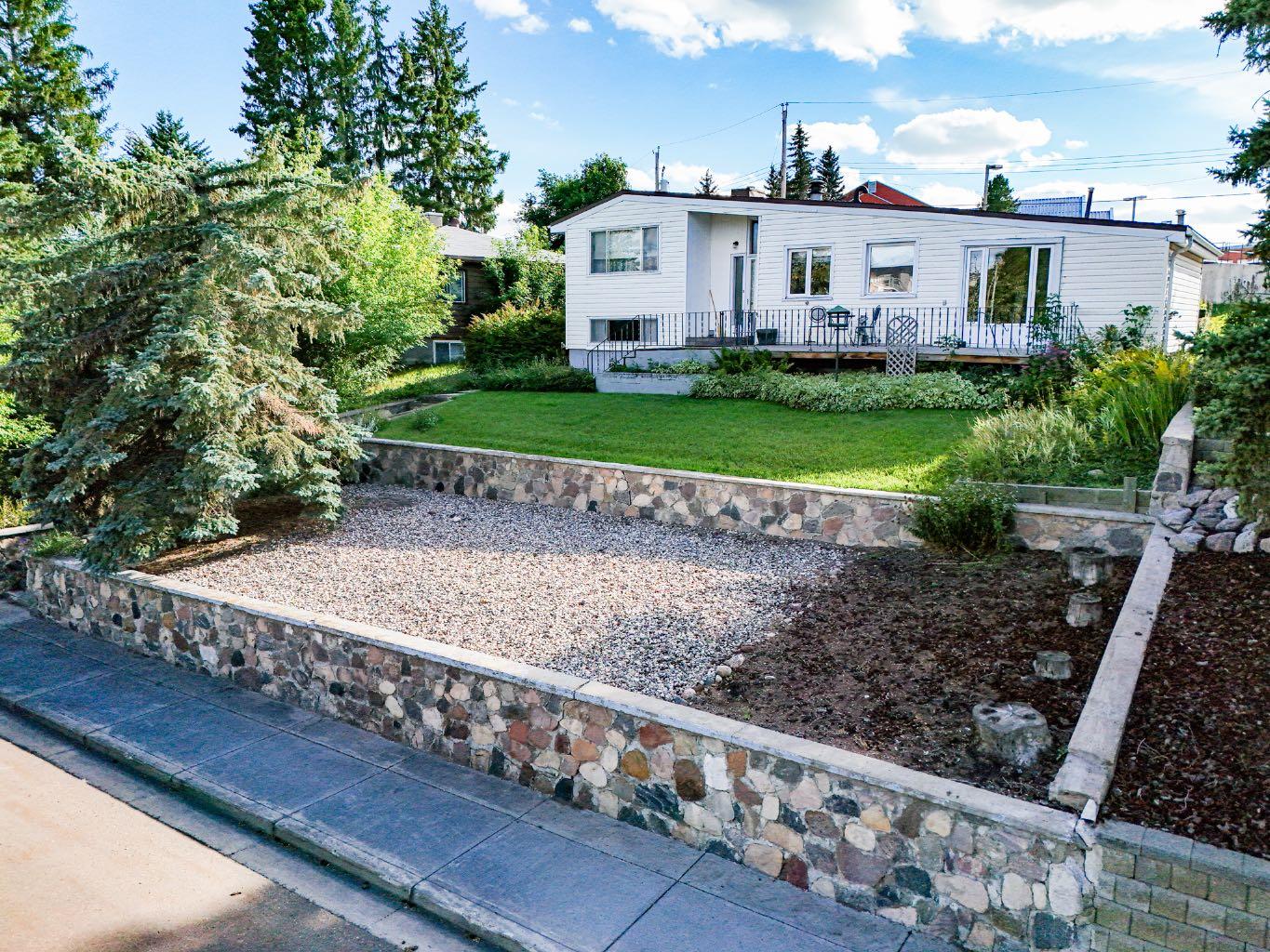 51 Street Unit 4612 #a, Camrose, AB T4V 1T3